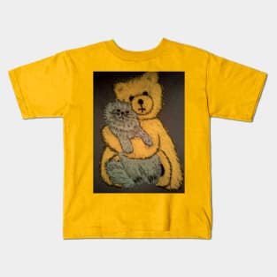 THE CAT AND THE TEDDY BEAR Kids T-Shirt